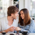 5 причин начать отношения с мужчиной младше себя