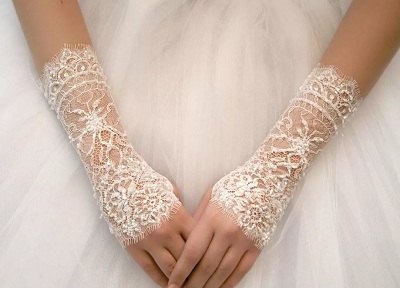 свадебные кружевные перчатки