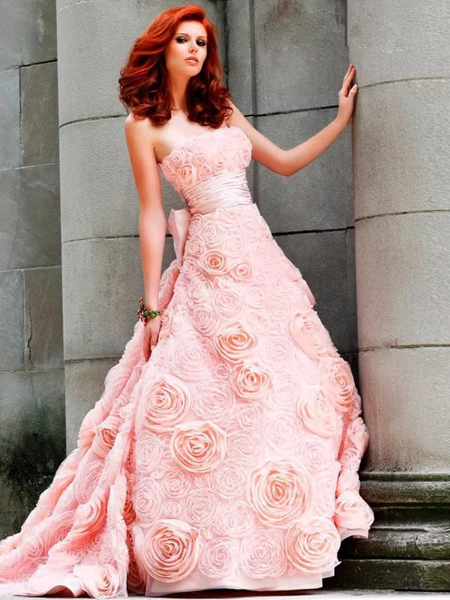 платье невесты розового цвета