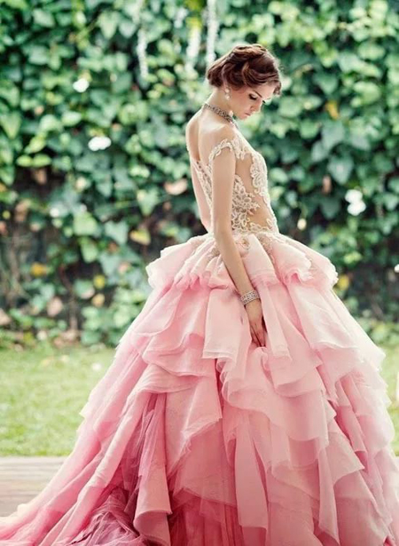 розовое свадебное платье силуэта принцесса