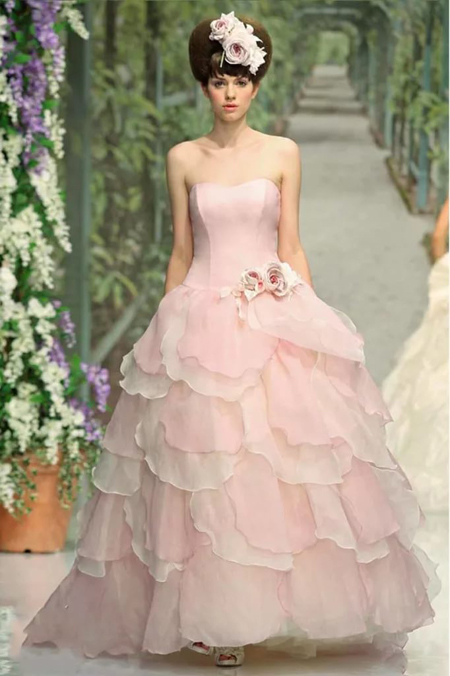 светло розовое свадебное 