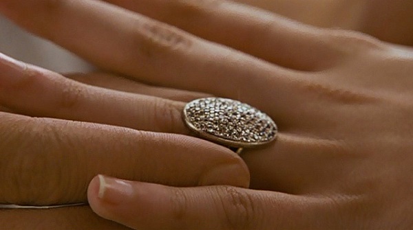 знаменитые драгоценности из фильмов- кольцо беллы свон из фильма сумерки (1)