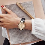 Женские часы — привлекательный аксессуар